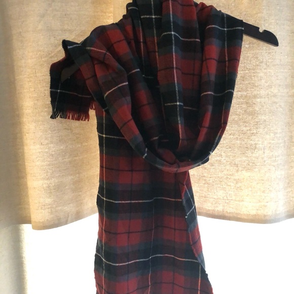 Scarf - Picture 2 of 2